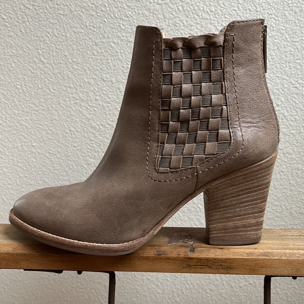 Aquatalia Basket-Weave Tan Leather Frannie Weatherproof Ankle Heeled Booties - Picture 4 of 15
